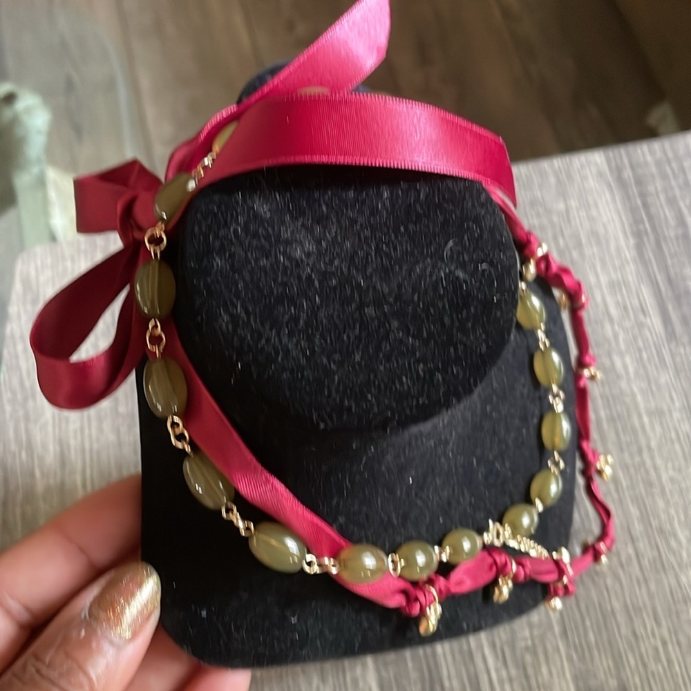 Green Beaded And Ribbon Necklaces - Picture 9 of 12